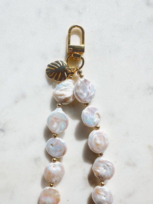 Balboa Pearl Phone Wristlet – Pearl Wrist Strap | Palmie