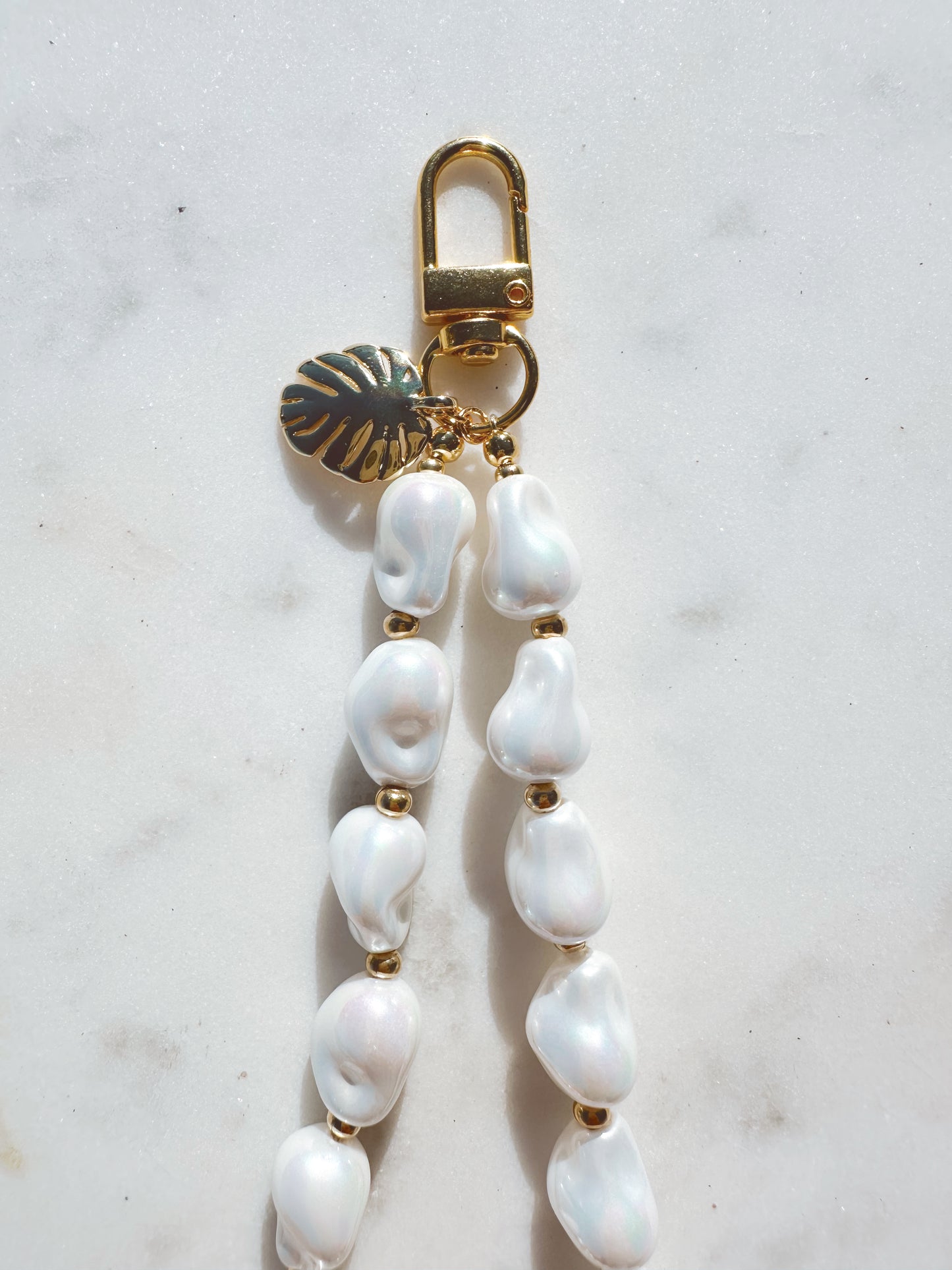 Lido Pearl Phone Wristlet – Pearl Wrist Strap | Palmie